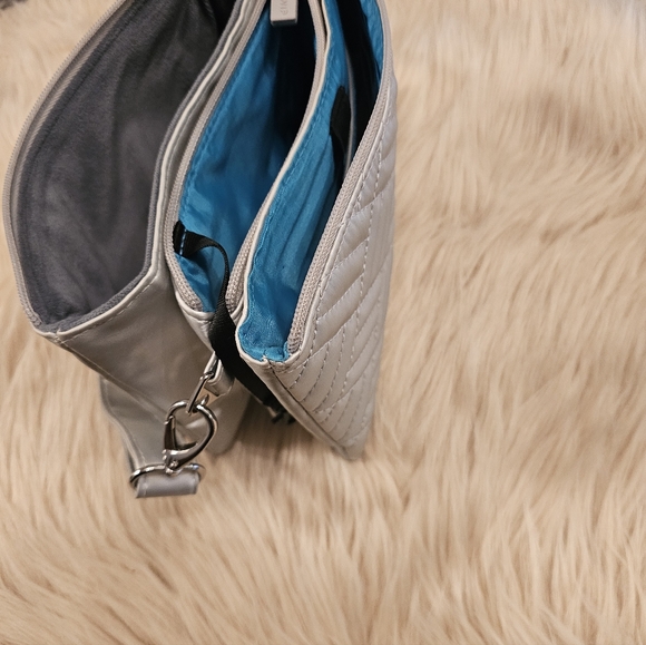 IHKWIP Triple Entry Quilted Crossbody Bag Silver - Picture 7 of 10